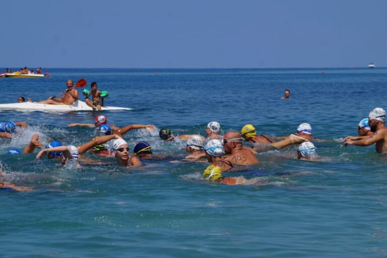 Nuoto, altro successo per gli “Anzianotti”