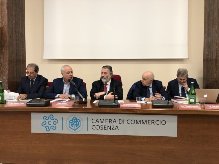 Licenziamenti collettivi. Focus promosso dalla Camera di Commercio di Cosenza