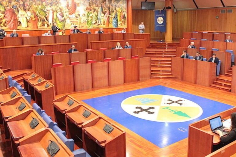 Doppia preferenza di genere in Calabria, il sostegno di Furfaro