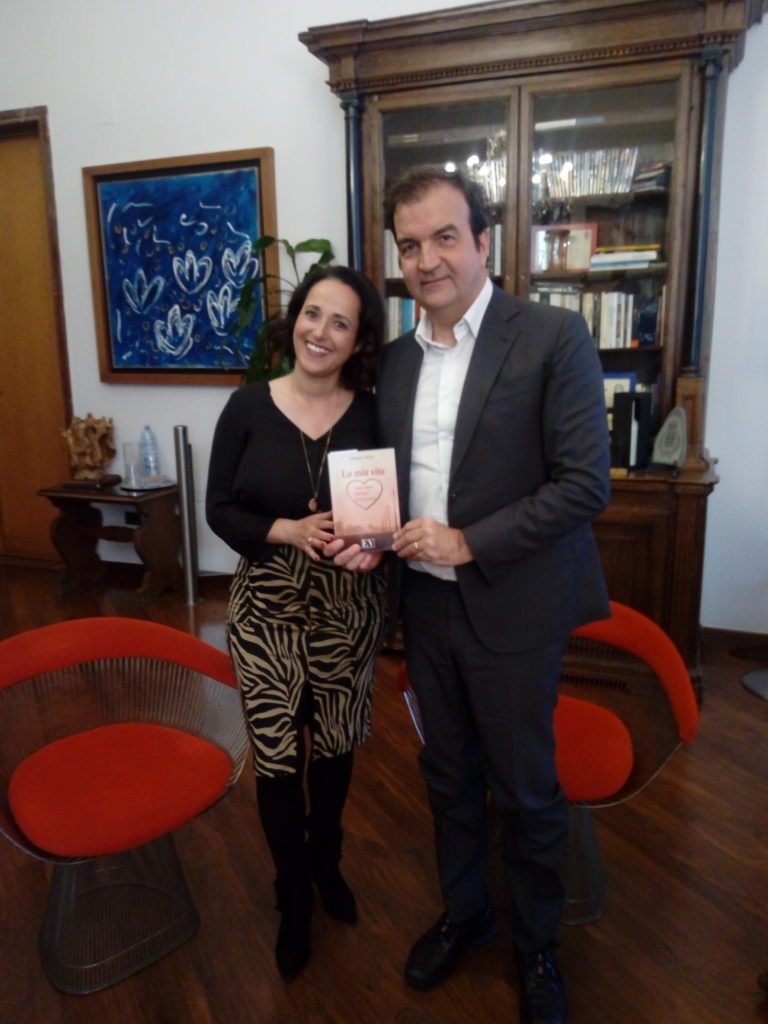 La scrittrice Antonia Flavio ospite del sindaco Occhiuto