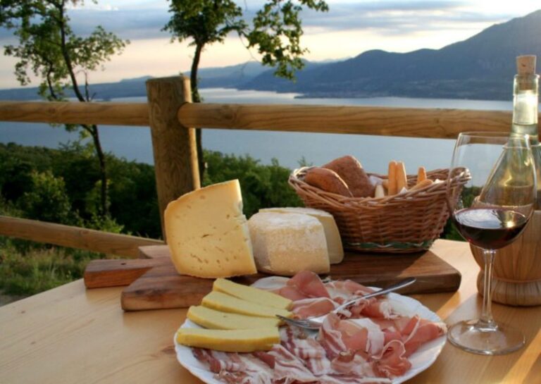 salumi calabresi sulle reti Mediaset