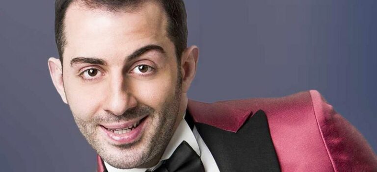 Lo zampino di Gigi Proietti nel “Millevoci Tonight Show” di Francesco Cicchella