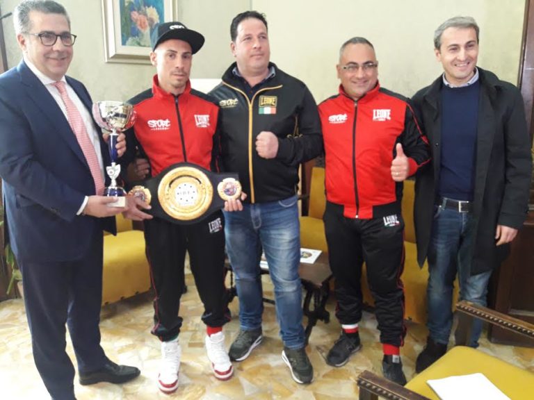 Premiato nella sua città Antonio Gualtieri, neo campione europeo di pugilato