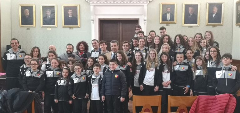 premiazione campione juniores nuoto Catanzaro