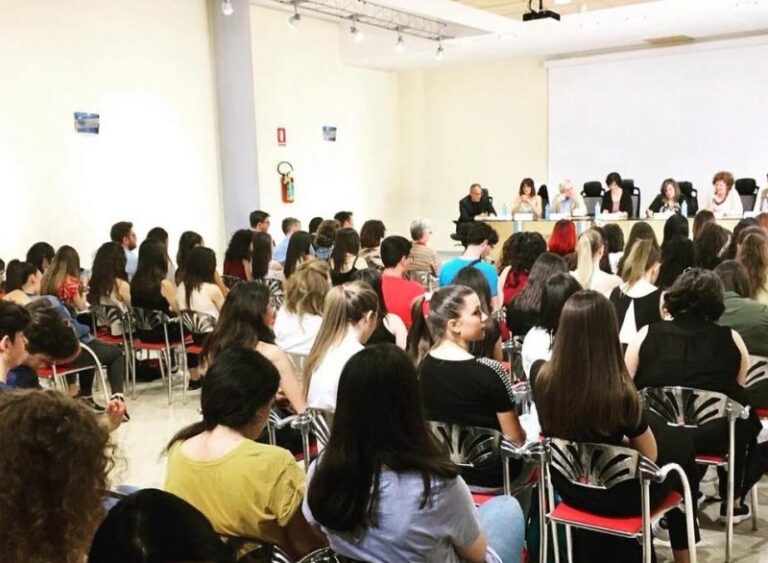 laboratori cittadinanza unical rende