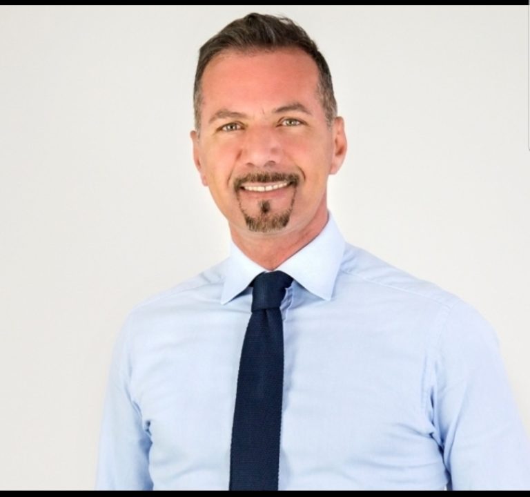 De Rose ammonisce Manna sui Vigili del Fuoco