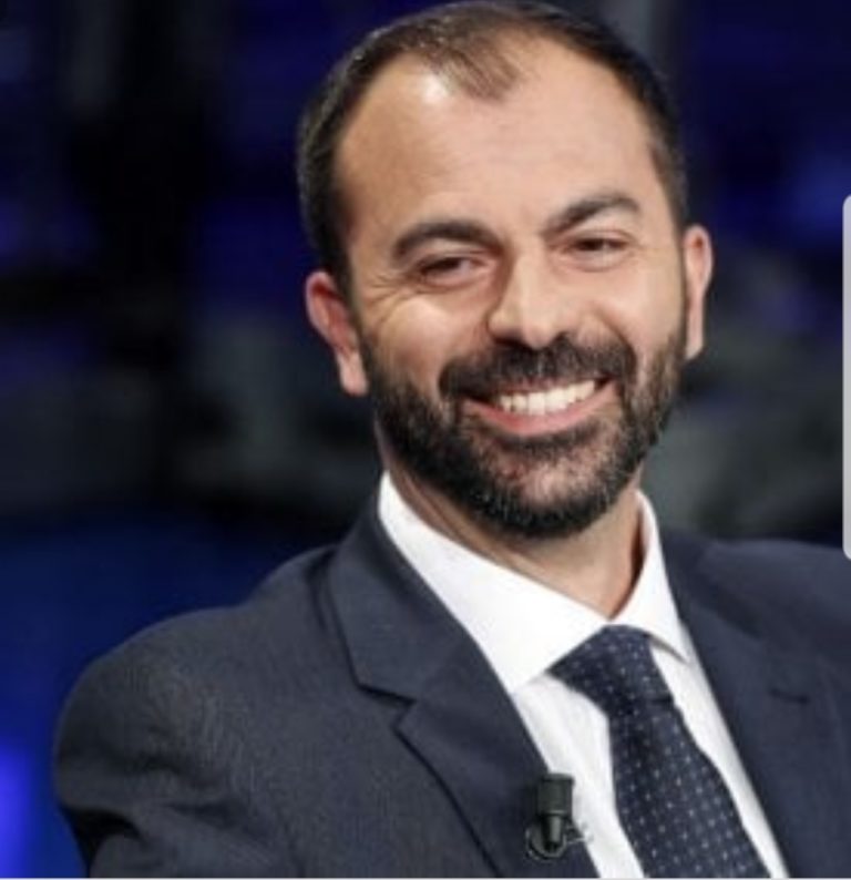 Il vice ministro Lorenzo Fioramonti in visita all’Unical