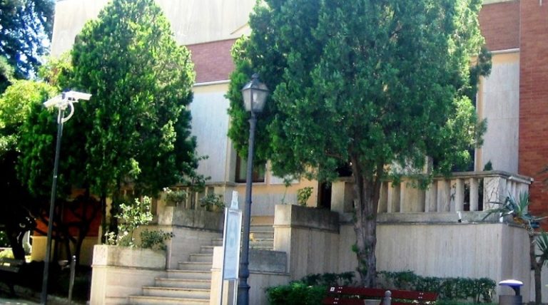 biblioteca-de-nobili-catanzaro