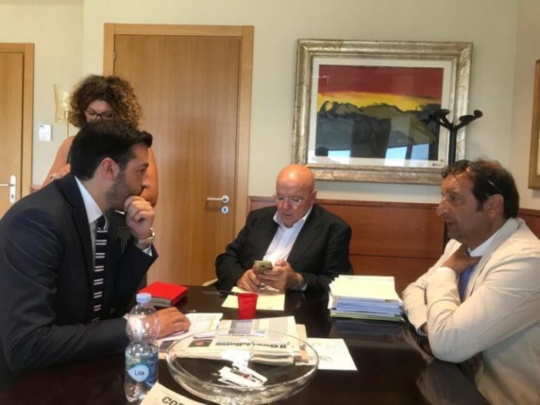 Comune di Aprigliano. Intesa con la Regione per l’apertura di un dispensario farmaceutico