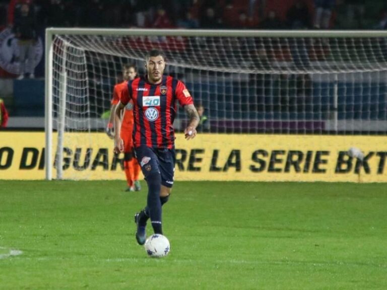 Cosenza calcio: Dermaku via!