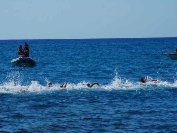 gara nuoto roccella jonica