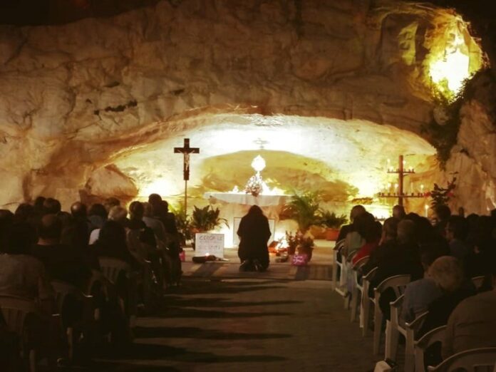 grotta lourdes pietrafitta