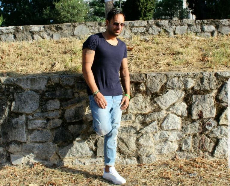 Il successo dell’ultimo libro di Davide Beltrano IlFolle.  Polverizzate 2000 copie in un giorno
