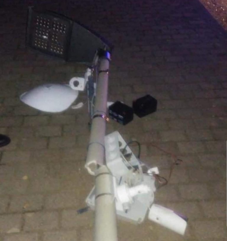Via Popilia, nella notte danneggiata la videosorveglianza per i rifiuti
