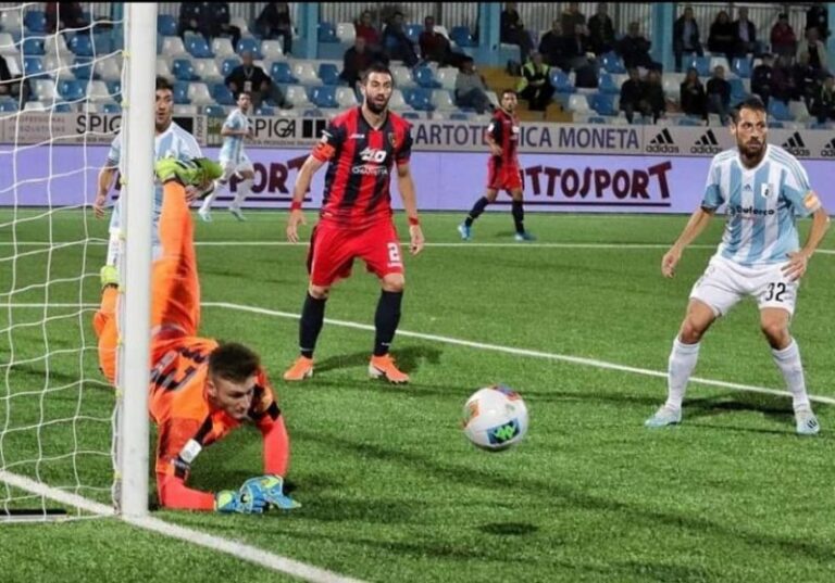 Cosenza calcio: super Perina, ma i Lupi cedono il passo all’Entella