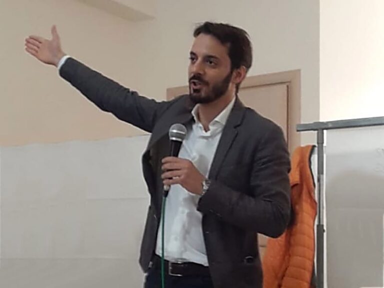Sofo - via speranza ed elezioni subito