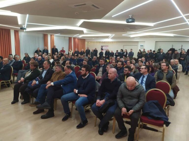 Al via la campagna elettorale di Mimmo Bevacqua: “Da Rende occorre riaccendere la speranza”