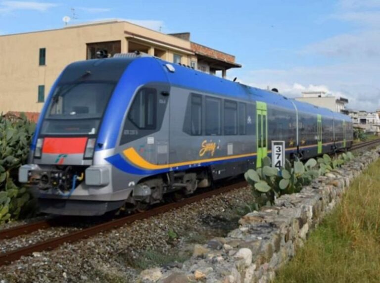 treno turistico calabria