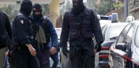 blitz-carabinieri-droga-calabria