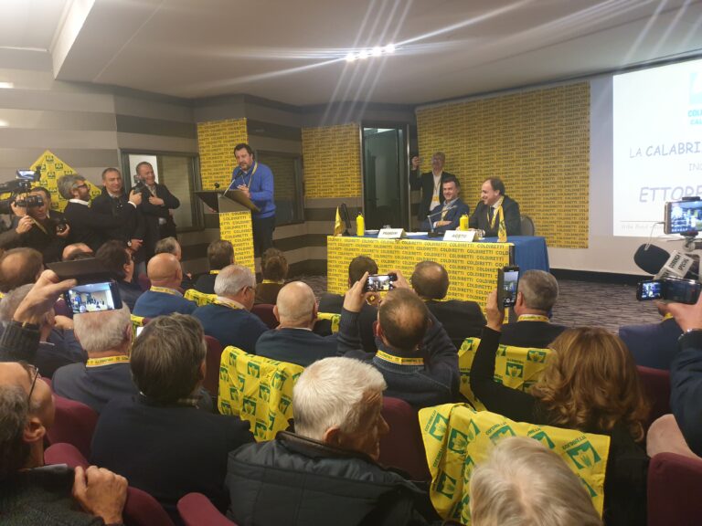 Salvini in Calabria: “La Lega il primo partito e subito l’assessorato all’agricoltura ed al turismo”