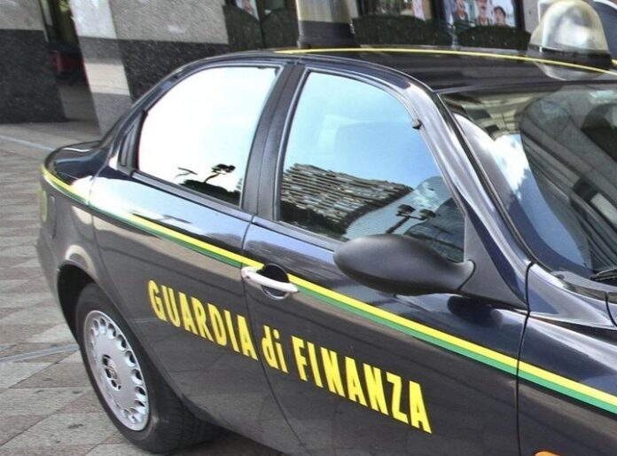 gdf arresti droga Pavia
