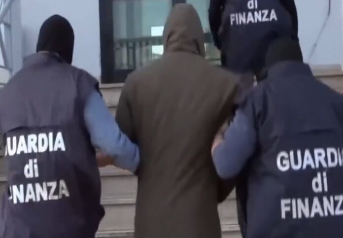 arresti-calabria-associazione mafiosa-estorsione
