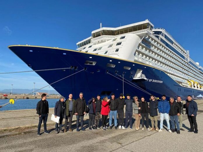 nave-crociera-studenti-iss-corigliano