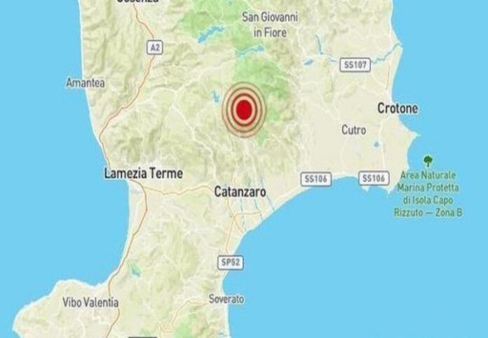evacuate-scuole-terremoto-calabria-epicentro-albi-catanzaro