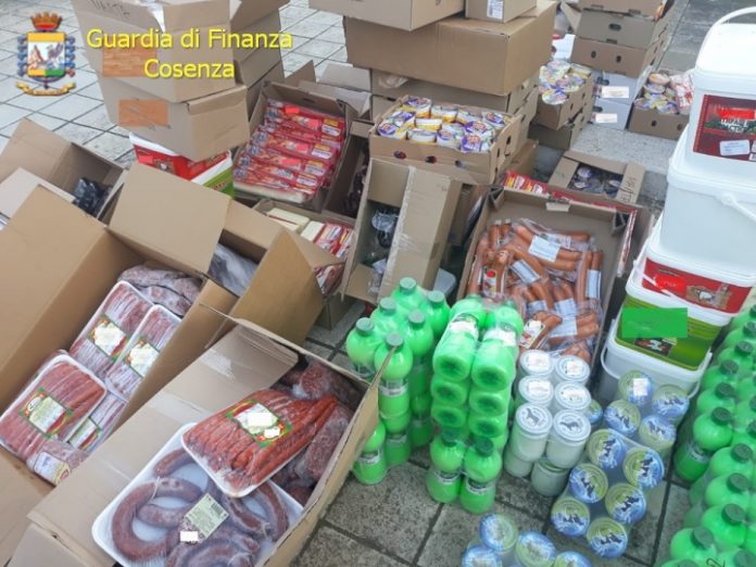 Gdf alimenti sequestrati cosenza