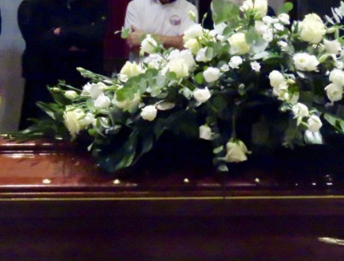 funerali-donna-spezzano-albanese-derubata-abitazione