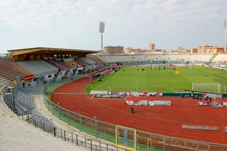 cosenza-calcio-livorno-stadio-picchi