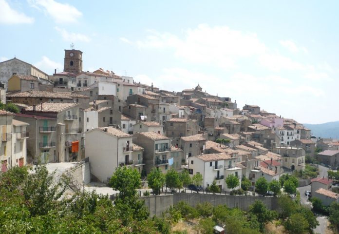 chiuso-coronavirus-bocchigliero