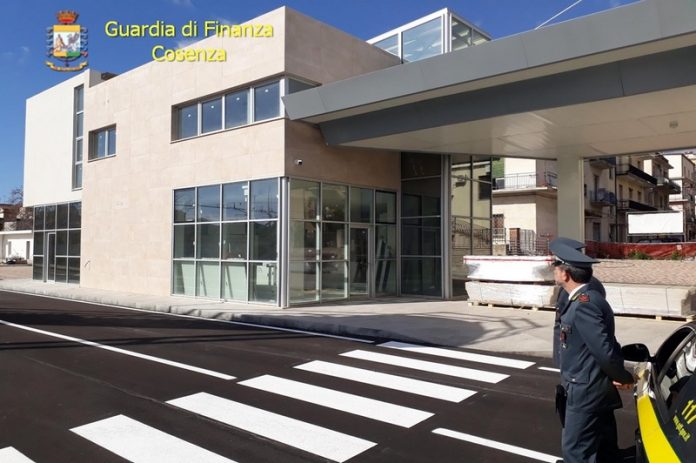 castrovillari-trebisacce-sequestro-autostazione-gdf