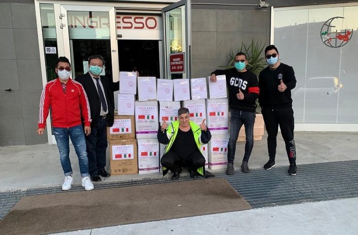 imprenditori-cinesi-donazioni-comune-cosenza