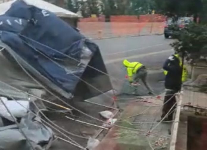 tenda-pre triage-paola-divelta-vento