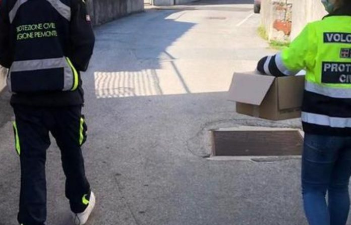 amministrazione-san-roberto-consegna-mascherine-cittadini