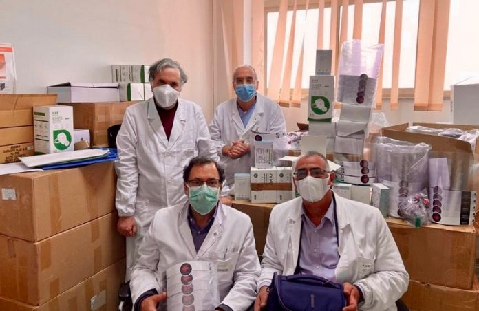 associazione valentia dona mascherine e visiere