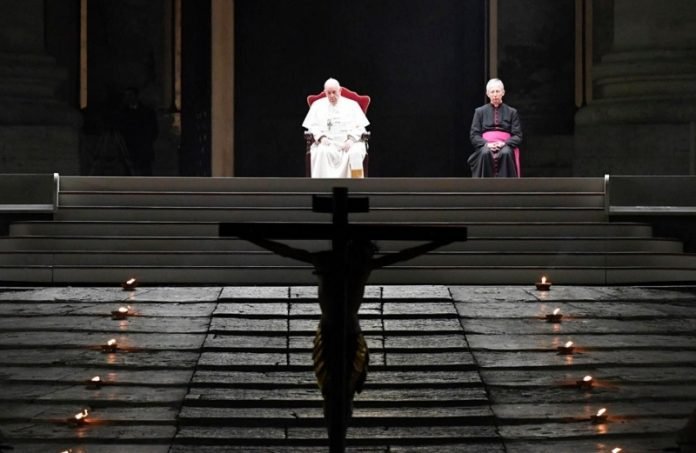 san-pietro-papa-francesco-via-crucis