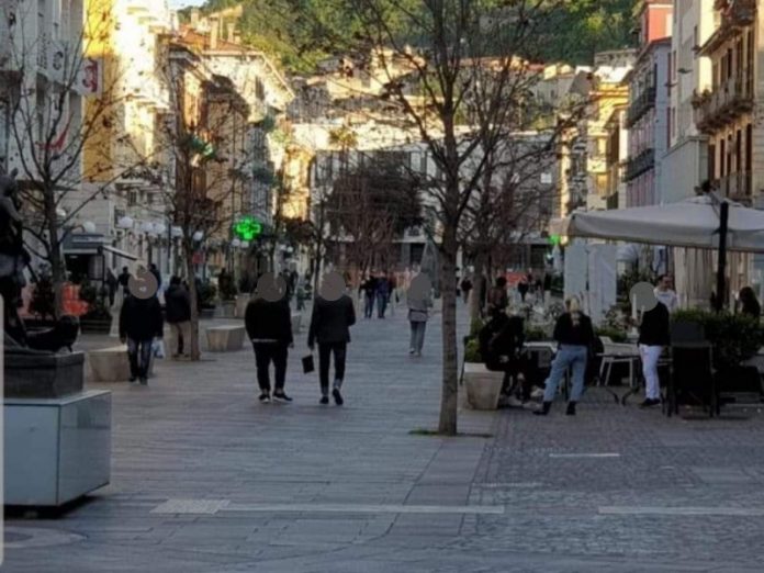 Cosenza corso mazzini 1 maggio 2020