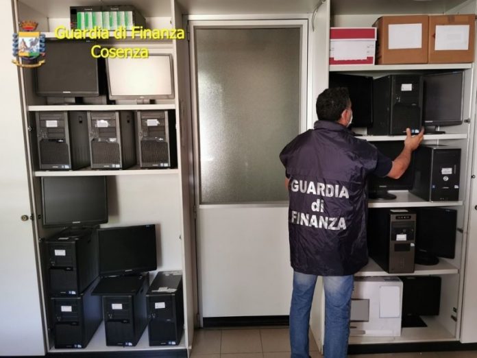 sequestro imprenditori informatici