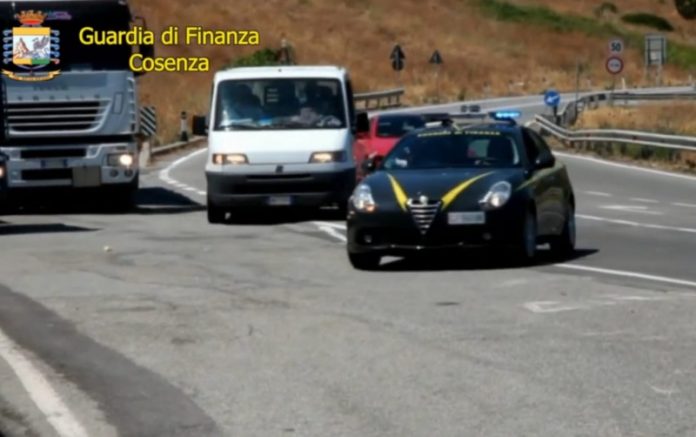 operazione demetra contro caporalato sibari