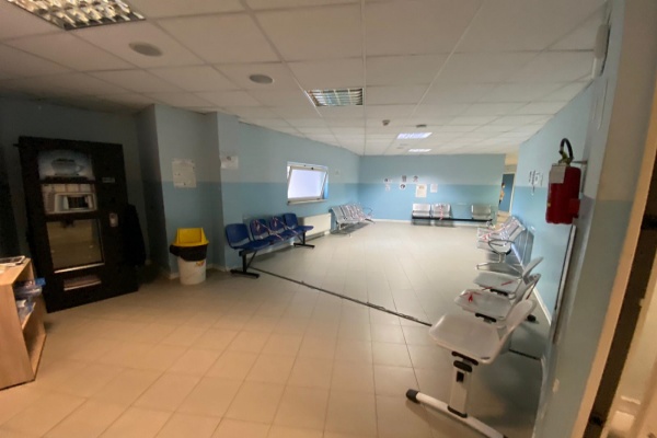 sala d'attesa poliambulatorio castrovillari