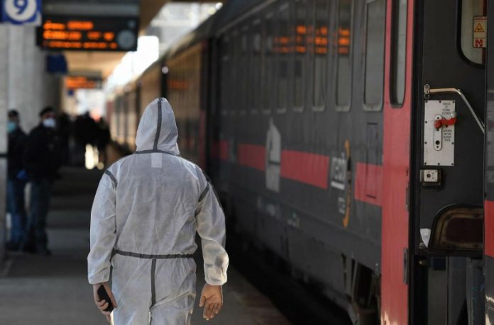 sospetto caso coronavirus treno napoli-paola