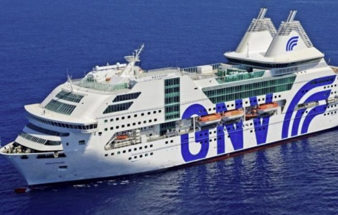 nave quarantena migranti positivi