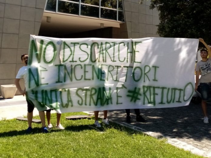 Rende - campagna - Calabria gioia mia- lanciata da Fridays for Future Calabria