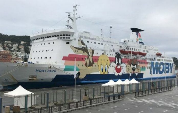 moby-zazà-migranti trasferimento crotone