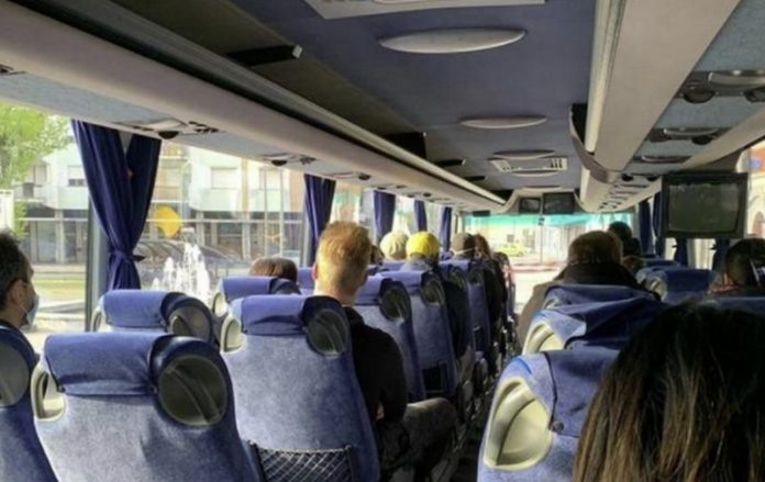 persone bus