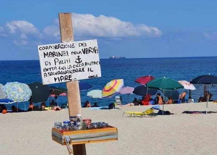 spiagge pulite ambiente plastica