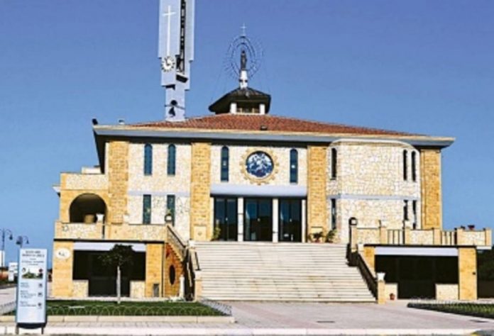 suora aggredita all'interno del santuario isola capo rizzuto