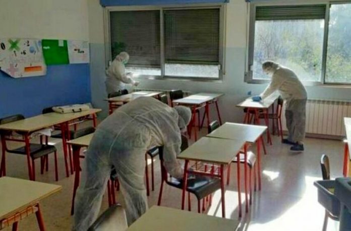 scuola roccella ionica positivi covid variante inglese